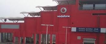 Rapid Metro Station, Vodafone Belvedere Towers Metro Station Advertising in Gurgaon, Best Back Lit Panel metro Station Advertising Company for Branding